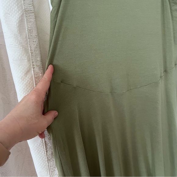 EUC Athleta Santorini Thera Dress in Eucalyptus Olive size Medium Tall - Picture 9 of 13